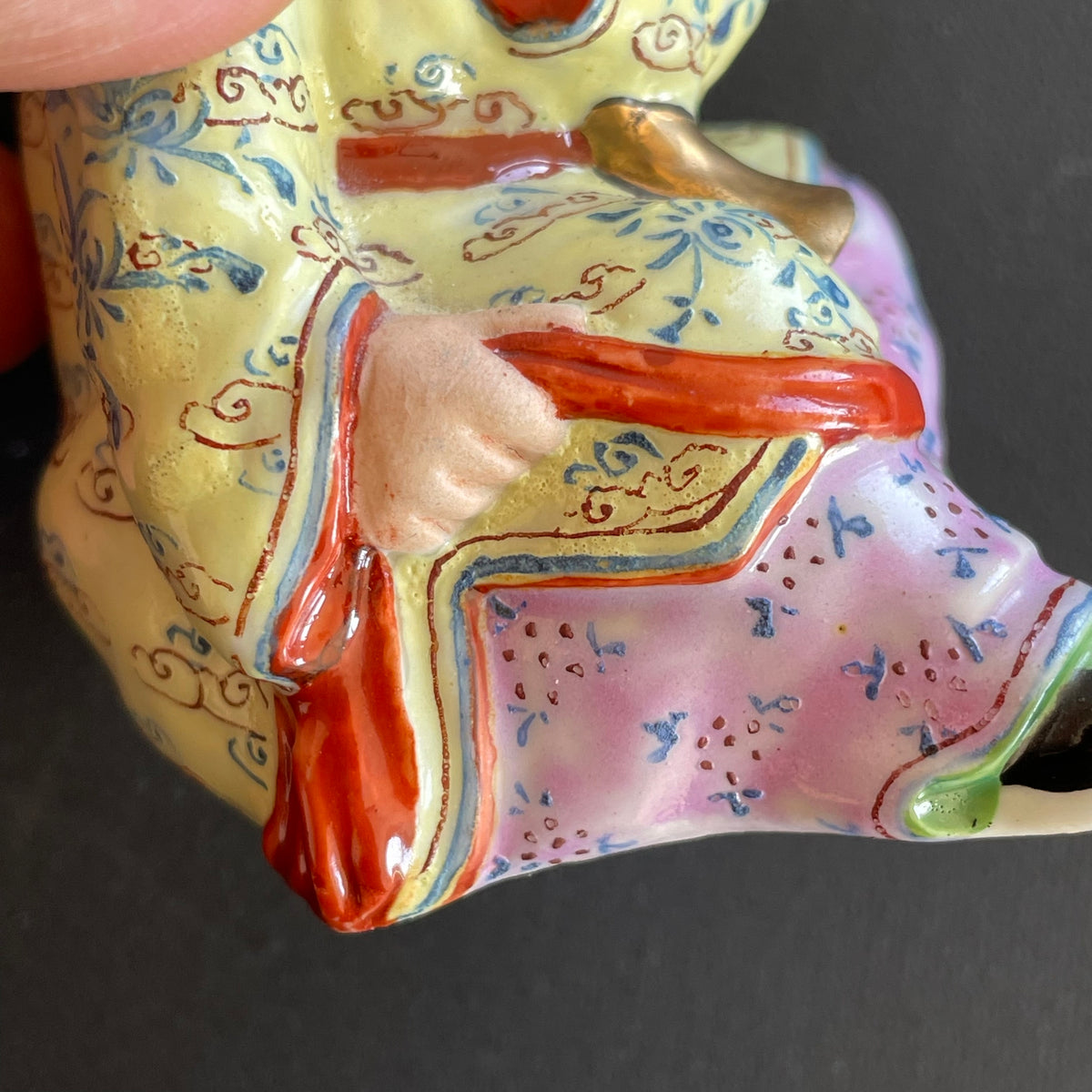 一对20世纪中国复古瓷塑像,编号 #1457,#2973