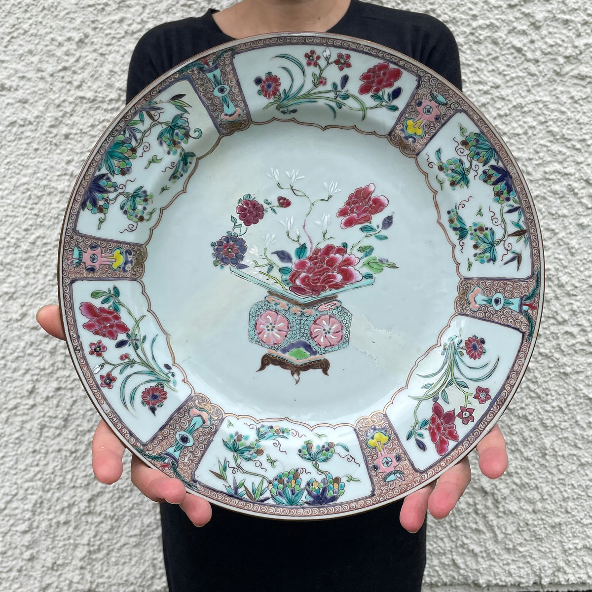 Antique Chinese porcelain plate first half of 18th C Yongzheng / Qianlong #1171