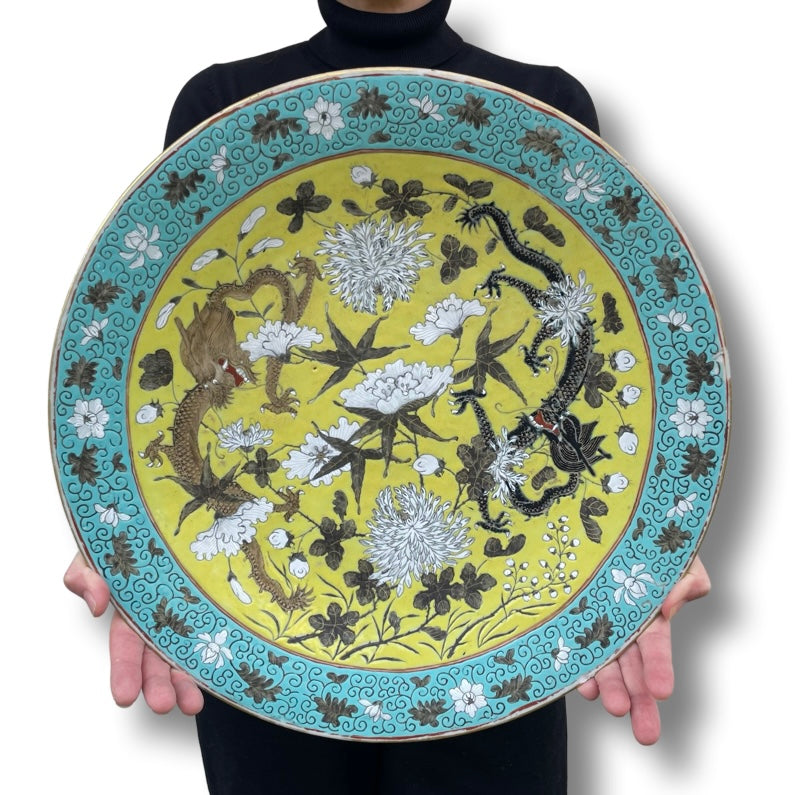 Antique Chinese porcelain charger double dragons, Late Qing #1270
