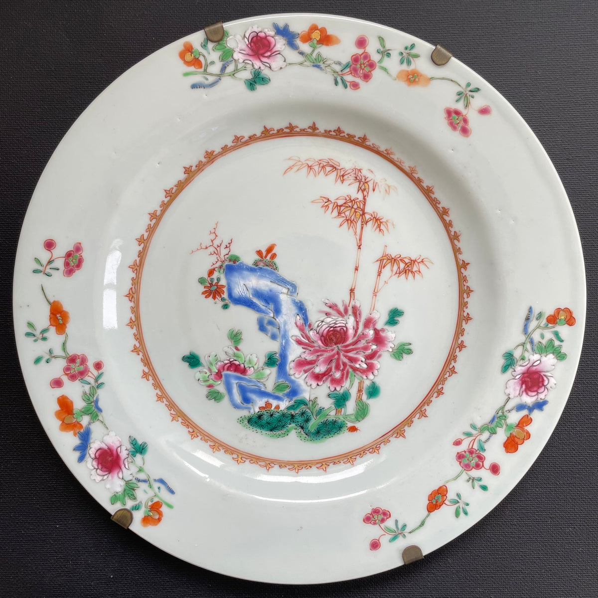 Antique Chinese famille rose plate, Qianlong, Qing Dynasty #1352