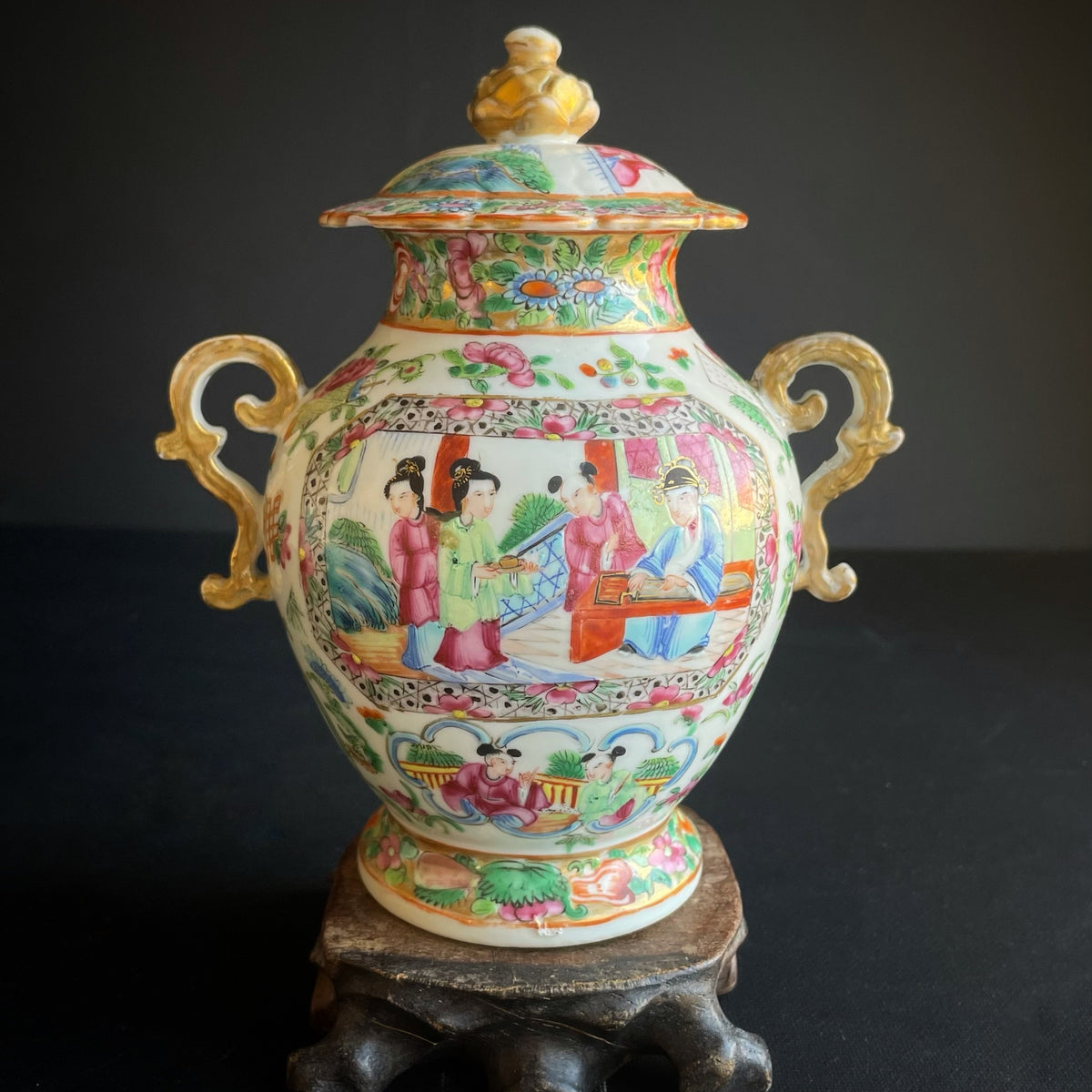 Antique Chinese rose mandarin vase / tea caddy 19th century #1362