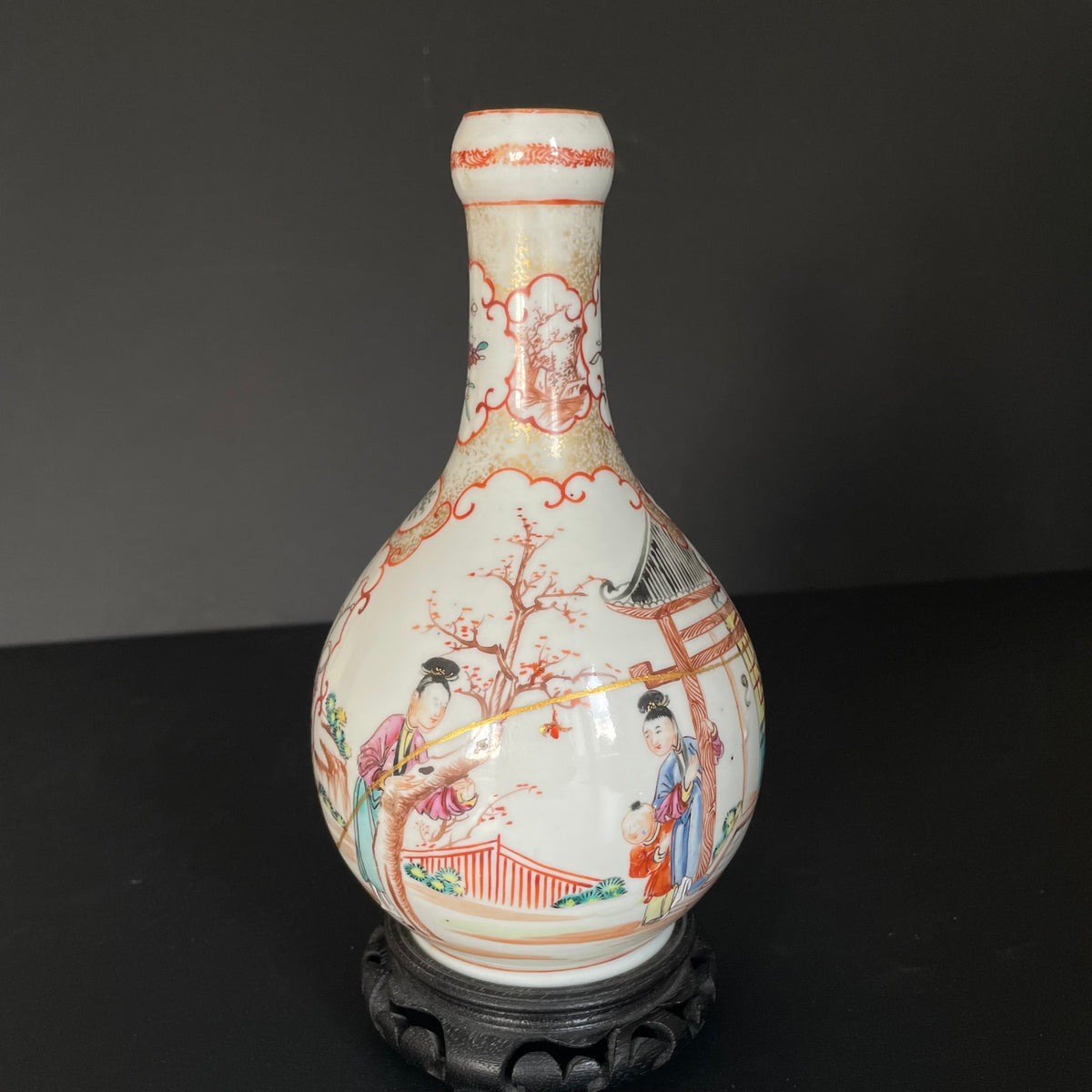 18世纪清乾隆时期粉彩广彩花瓶 #1625