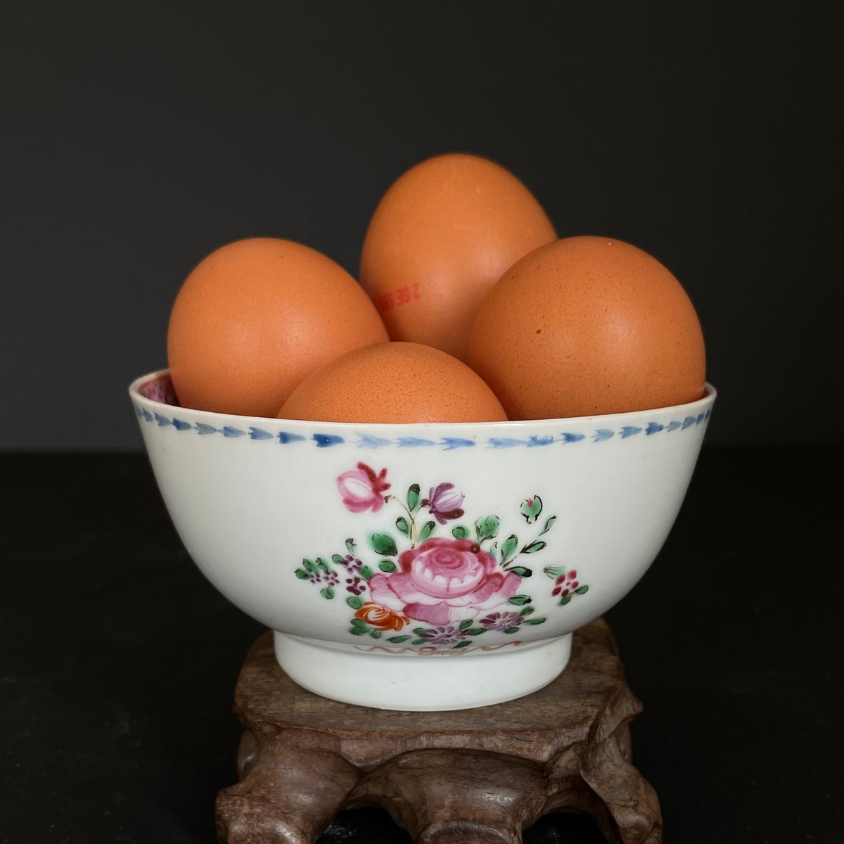 Chinese Antique Famille rose bowl, Qianlong, 18th century #1651