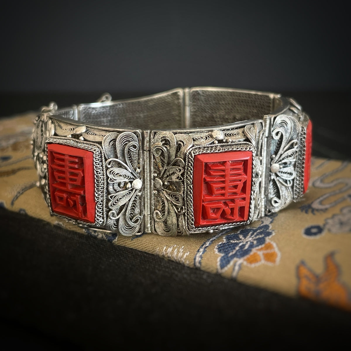 Vintage Chinese silver filigree bracelet with carved lacquer / wood carvings 60s