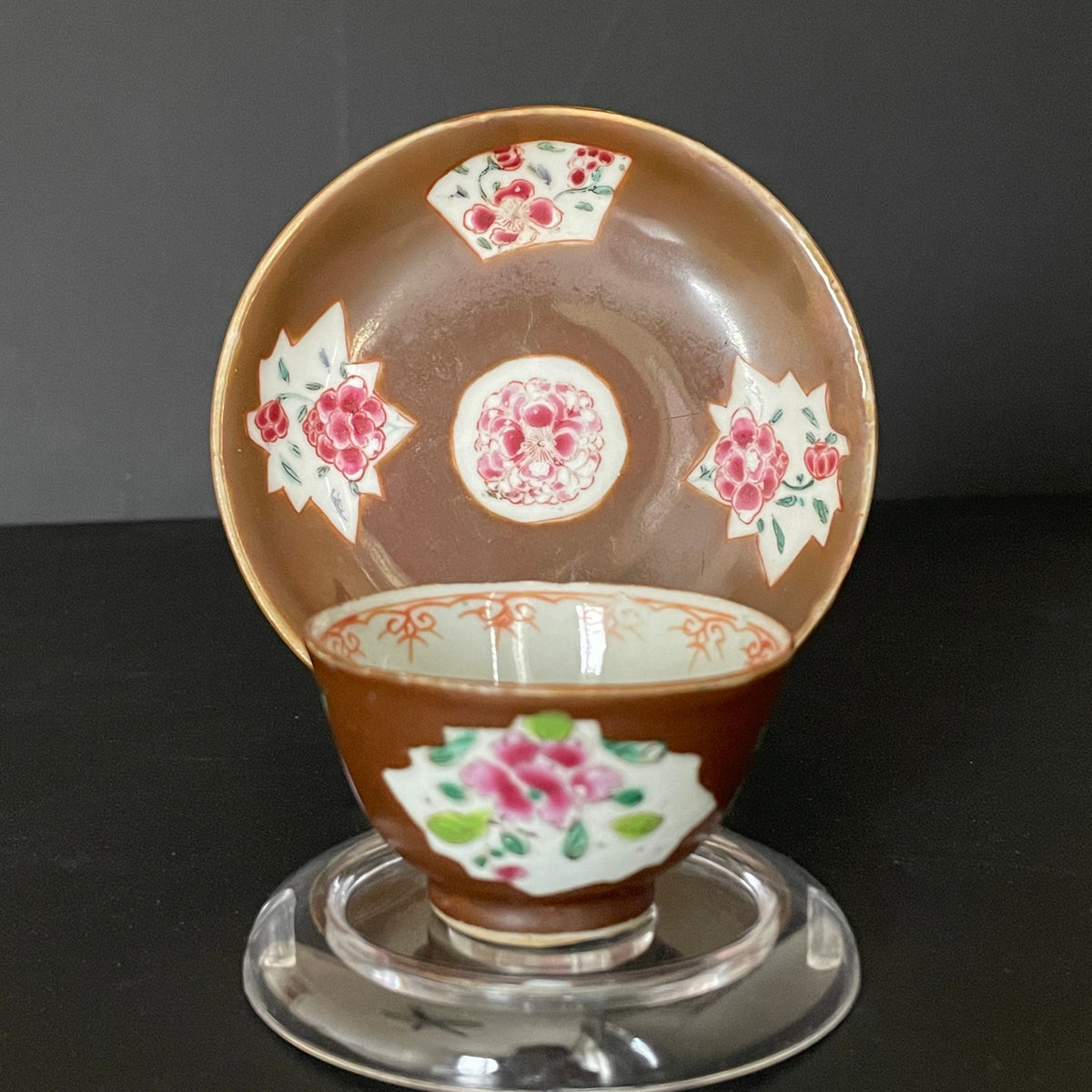 Chinese antique batavia brown teacup and saucer, Qianlong period #2299