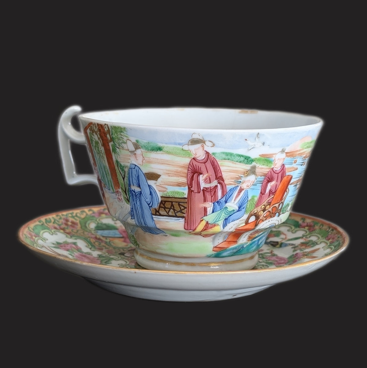 Chinese antique rose mandarin teacup and saucer, Late Qing #2970 and #2971