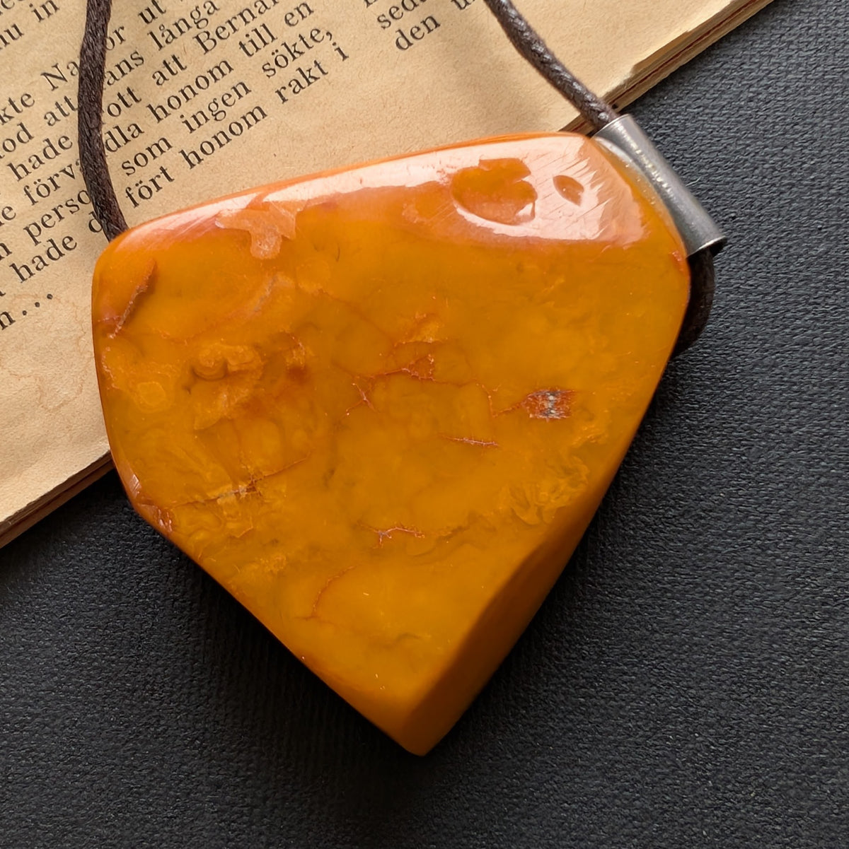 Vintage Natural Danish Amber Pendant Baltic Amber Butterscotch Egg Yolk Huge 30g #2570