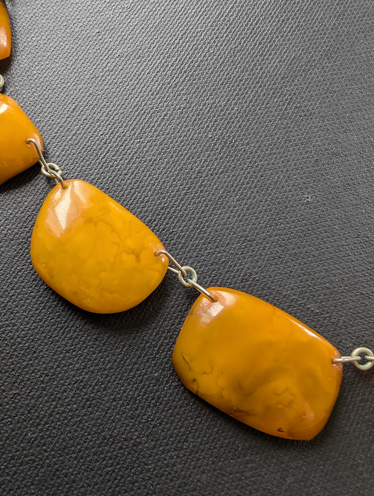 Vintage Natural Amber Necklace Baltic Amber Egg Yolk Butterscotch Huge 55g #2569
