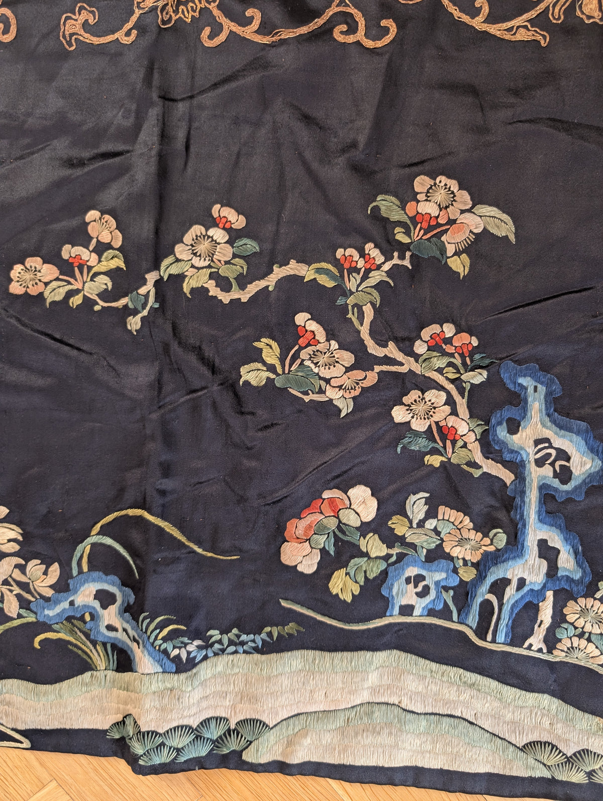 Chinese Antique silk embroidery with peaches and cranes, Qing Dynasty #2836