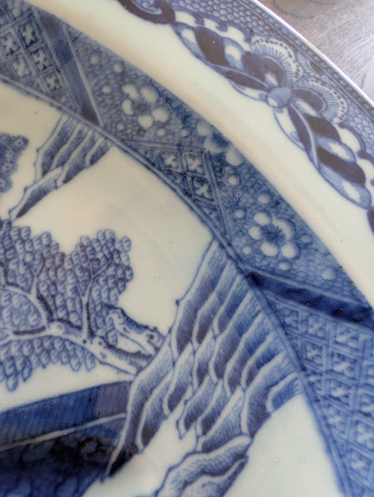 Chinese antique fish / meat platter in blue and white, Qianlong period #2930