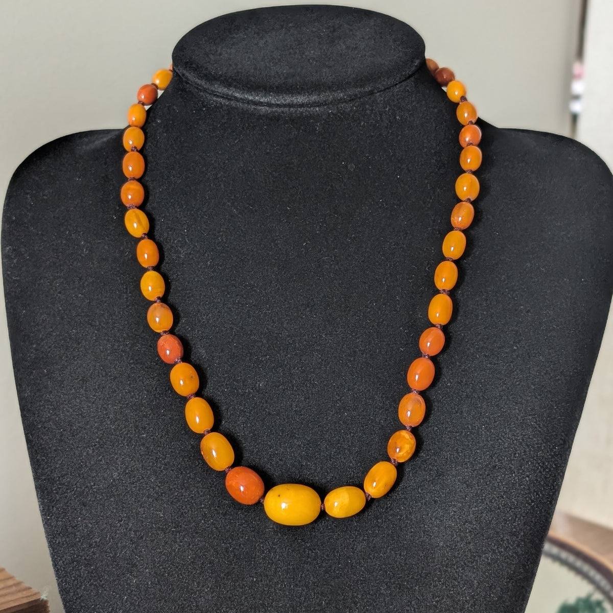 Natural Amber necklace from Denmark baltic amber egg yolk 20.42g #2992
