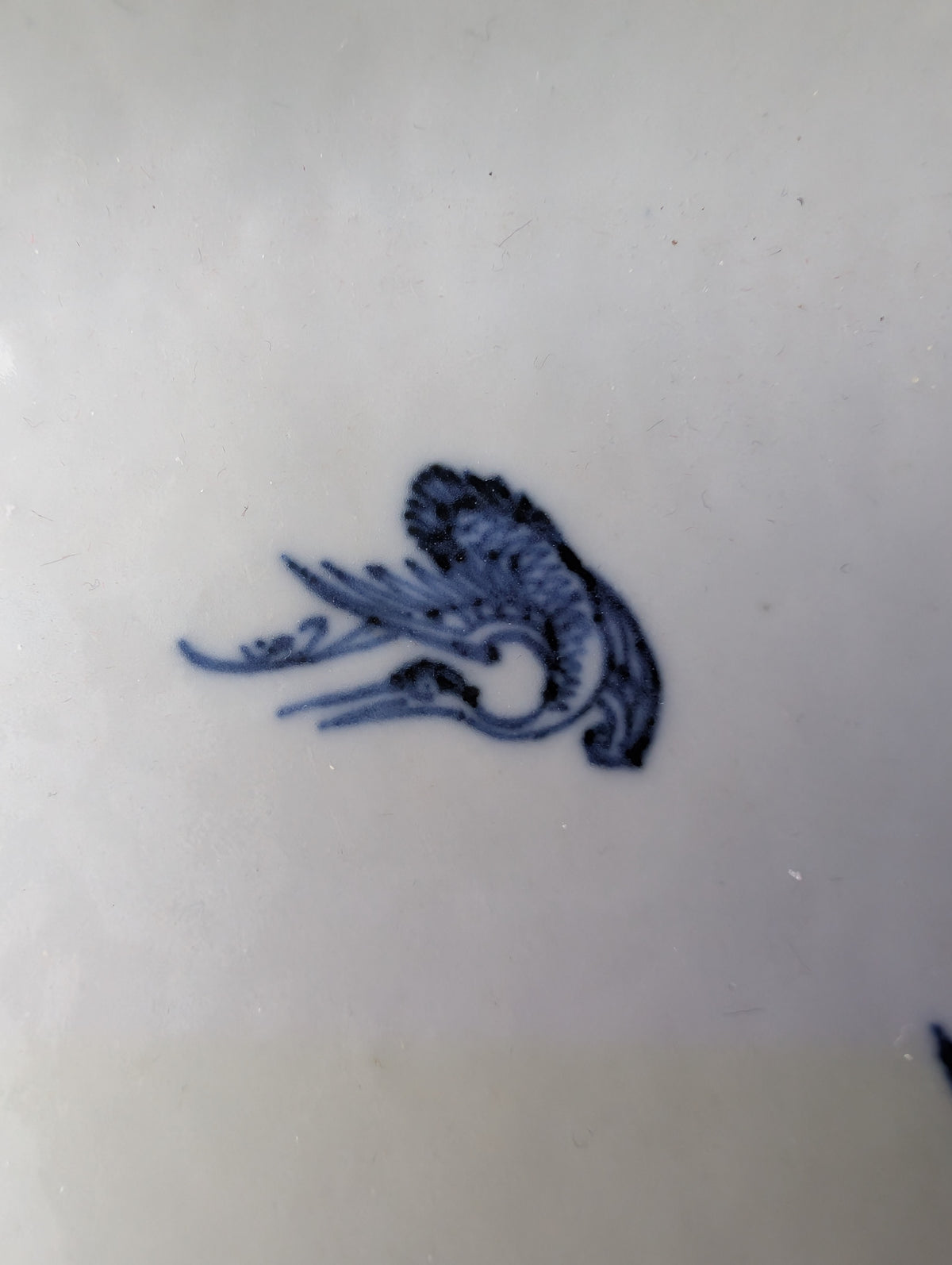 Chinese antique platter in underglazed blue and white, 18th c #2695