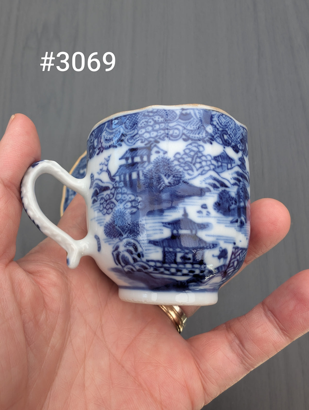 One pair of antique Chinese tea cups and saucers, Qianlong period #3069, 3070