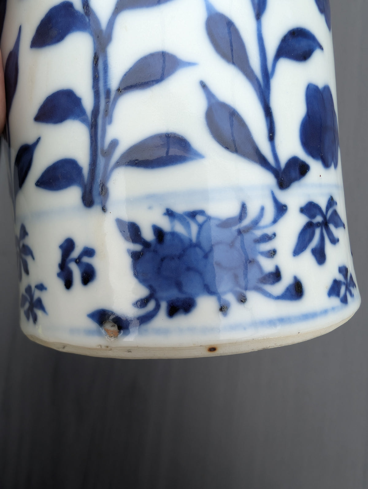 Chinese antique sleeve vase with double dragons, Late Qing #3075