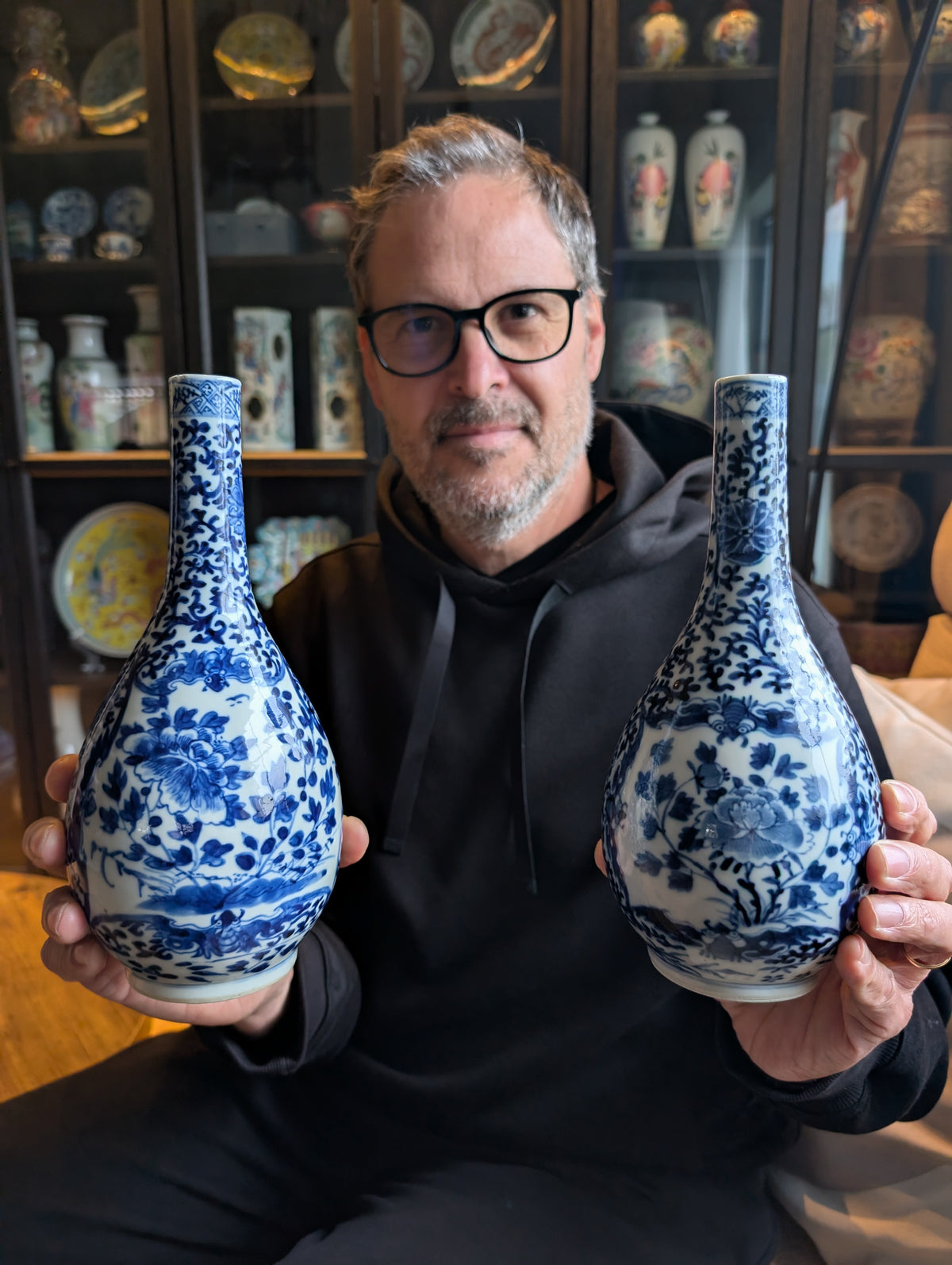 Chinese antique pair of underglazed blue and white bottle vases, Late Qing #3077, 3078