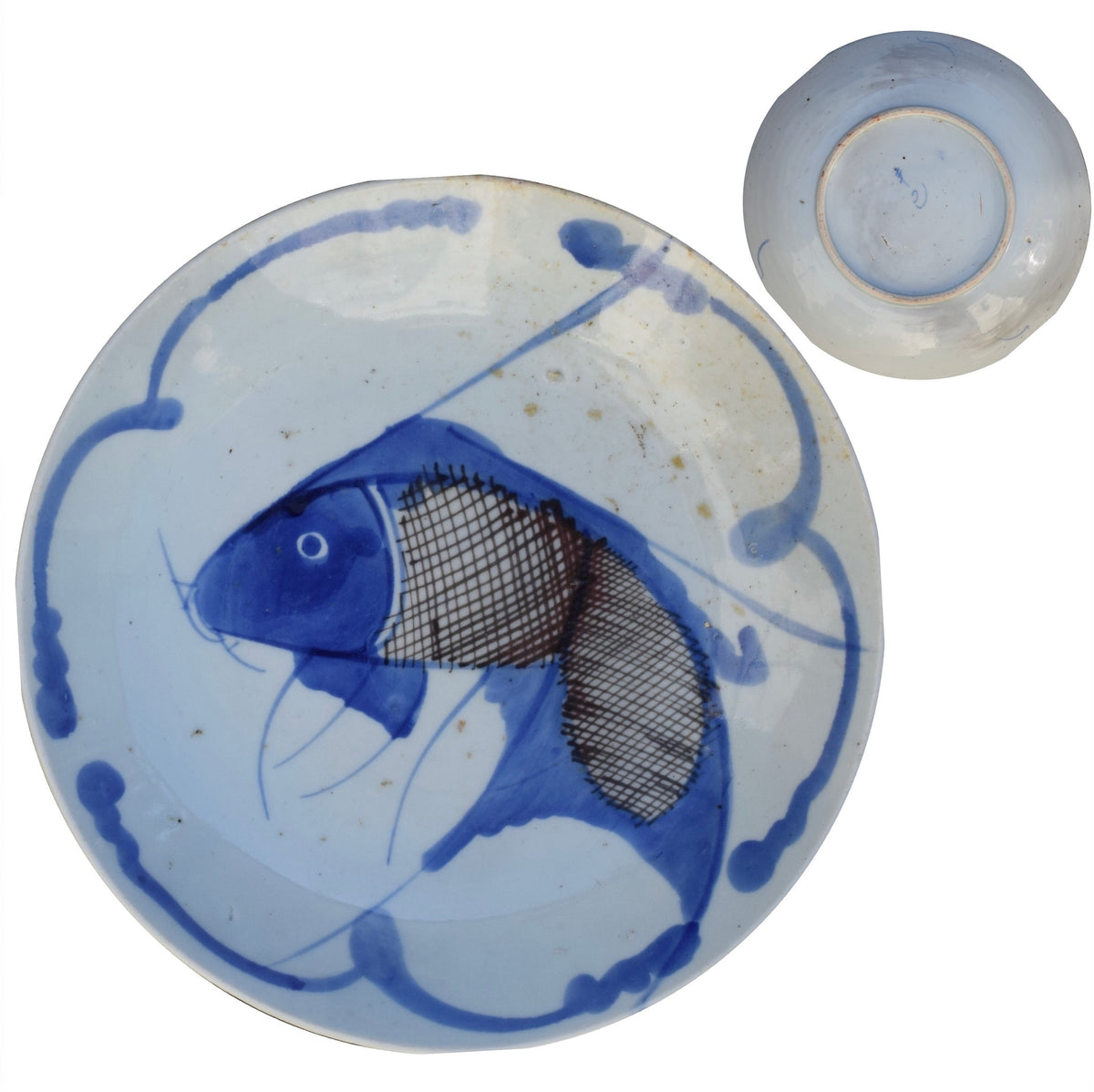 Antique Chinese blue & white deep plate with carp design, Dehua / Swatow #696