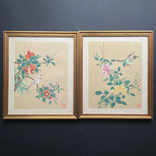 A set of 2 Antique Chinese painting on silk from late Qing early Republic period