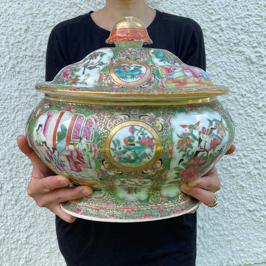 19世纪中期中国粉彩花鸟纹罗汉碗（编号 #1108）
