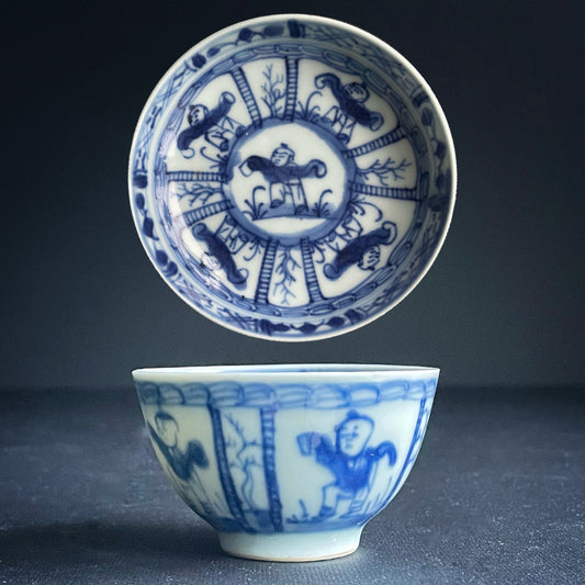 18世纪中国古董青花瓷茶杯与托碟 #1166