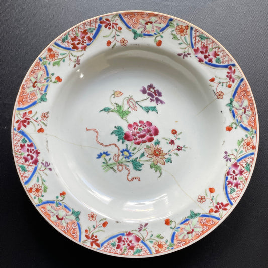 Antique chinese famille rose deep plate, Qianlong #1199