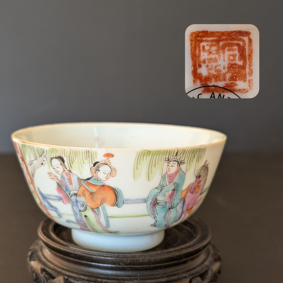 Chinese antique famille rose bowl with figure decoration, 19th century #2129