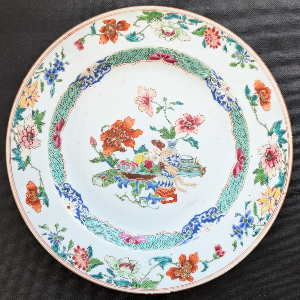 Chinese antique famille rose plate, 18th century #2180