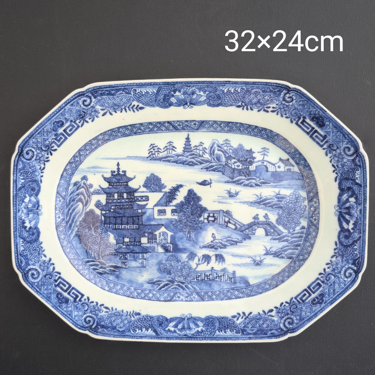 Chinese Antique porcelain platter decorated in underglazed blue and white, 18th c #2203