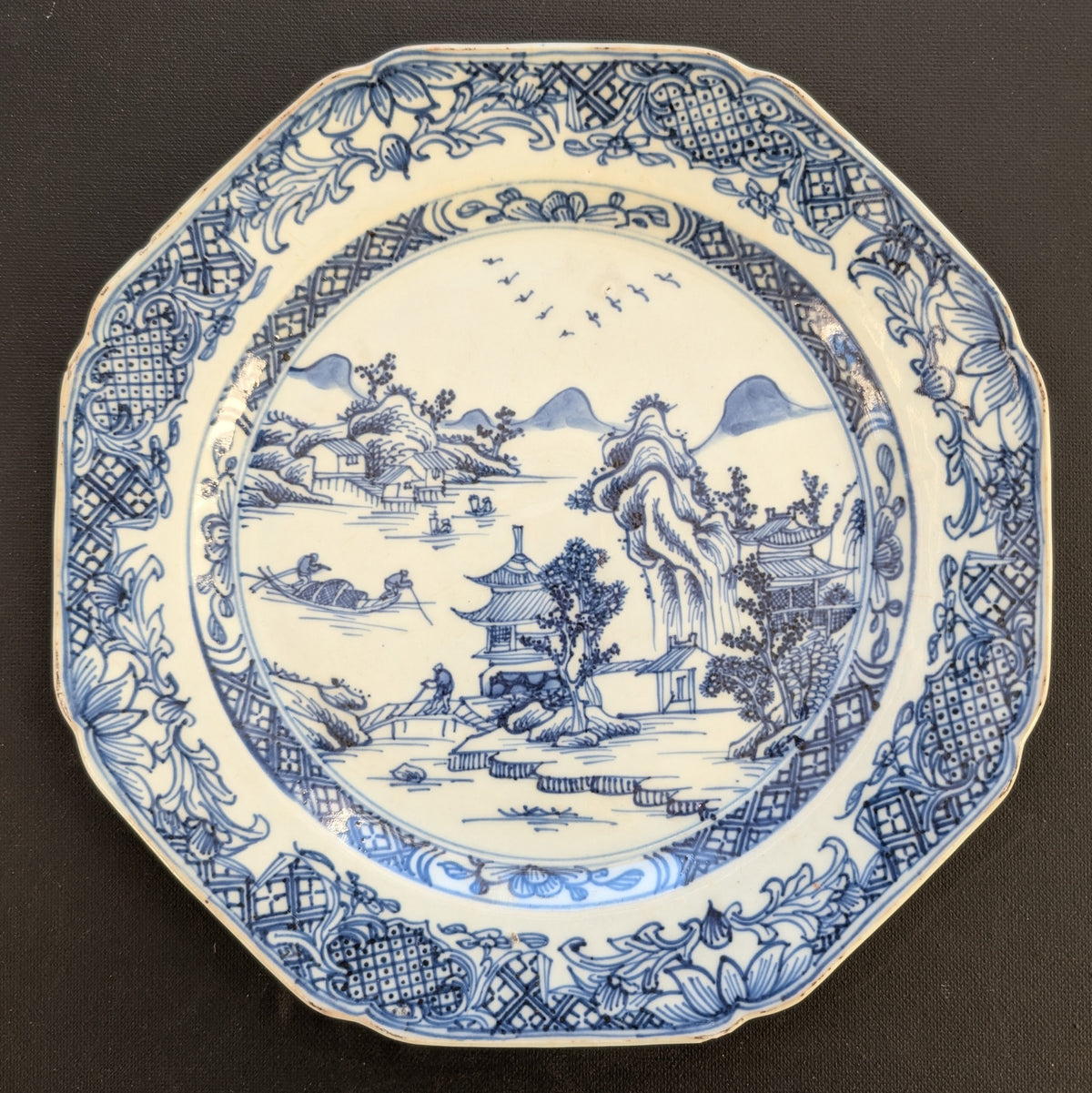 清乾隆青花瓷盘，18世纪 #2230