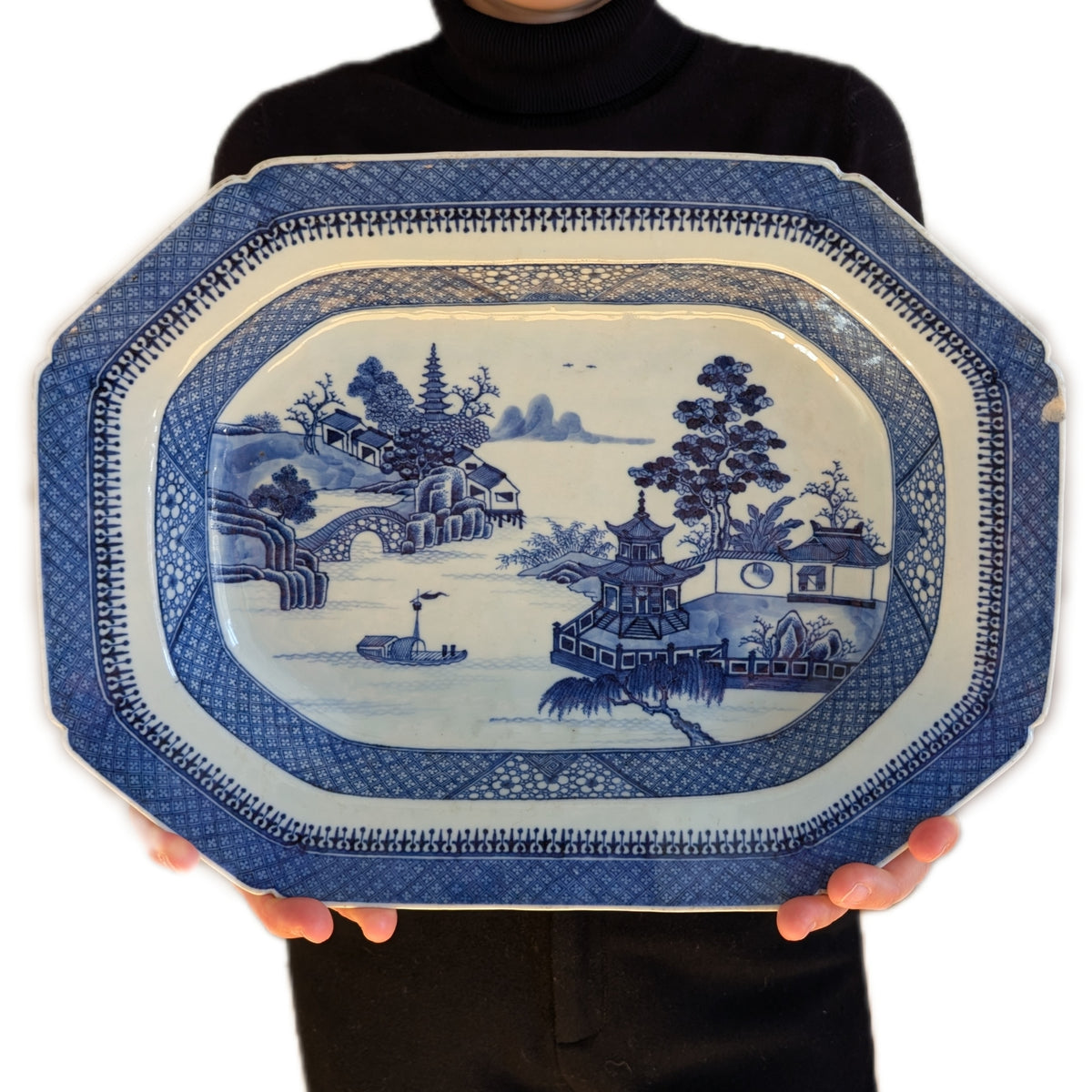 Chinese Antique Blue and White Porcelain Deep Platter, Qianlong period #2338