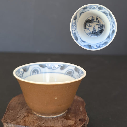 清代雍正年间外销咖啡色釉茶盏，金瓯沉船出水，编号 #2390
