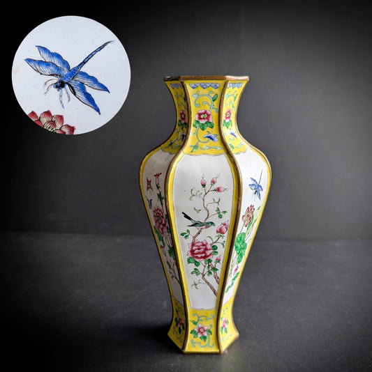 中国复古广彩手绘珐琅花瓶，20世纪 #2658