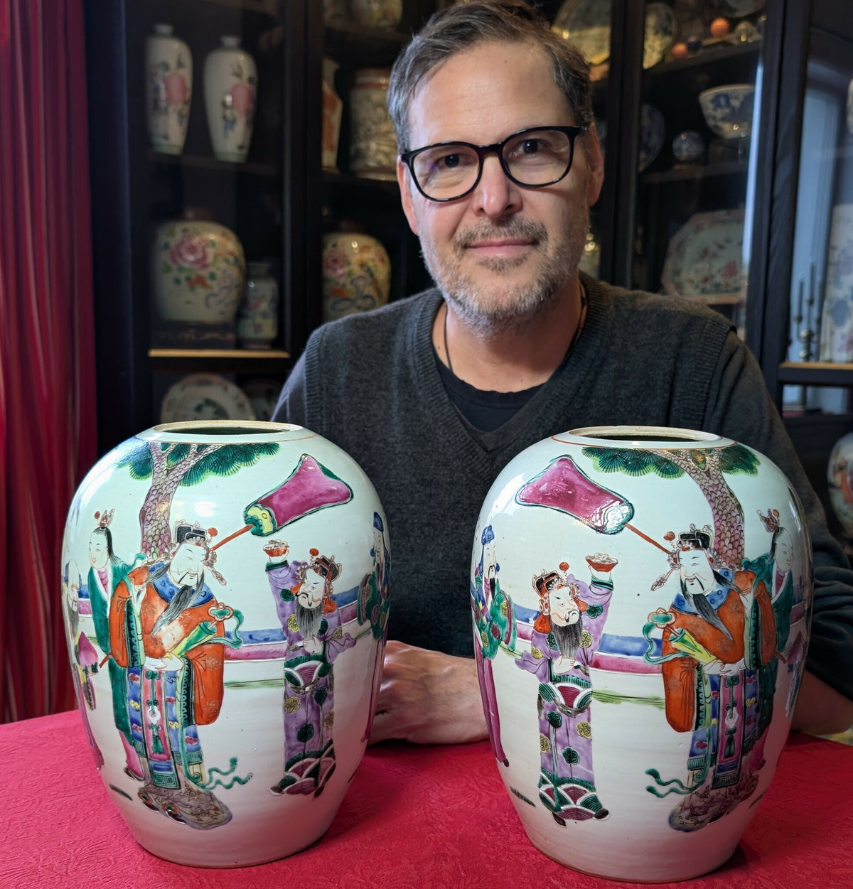 A mirrored pair of Chinese antique lidded jars with Fu Lu Shou decoration , 19th century #2787, #2788
