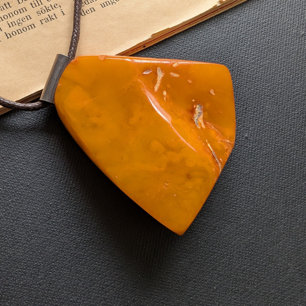 Vintage Natural Danish Amber Pendant Baltic Amber Butterscotch Egg Yolk Huge 30g #2570