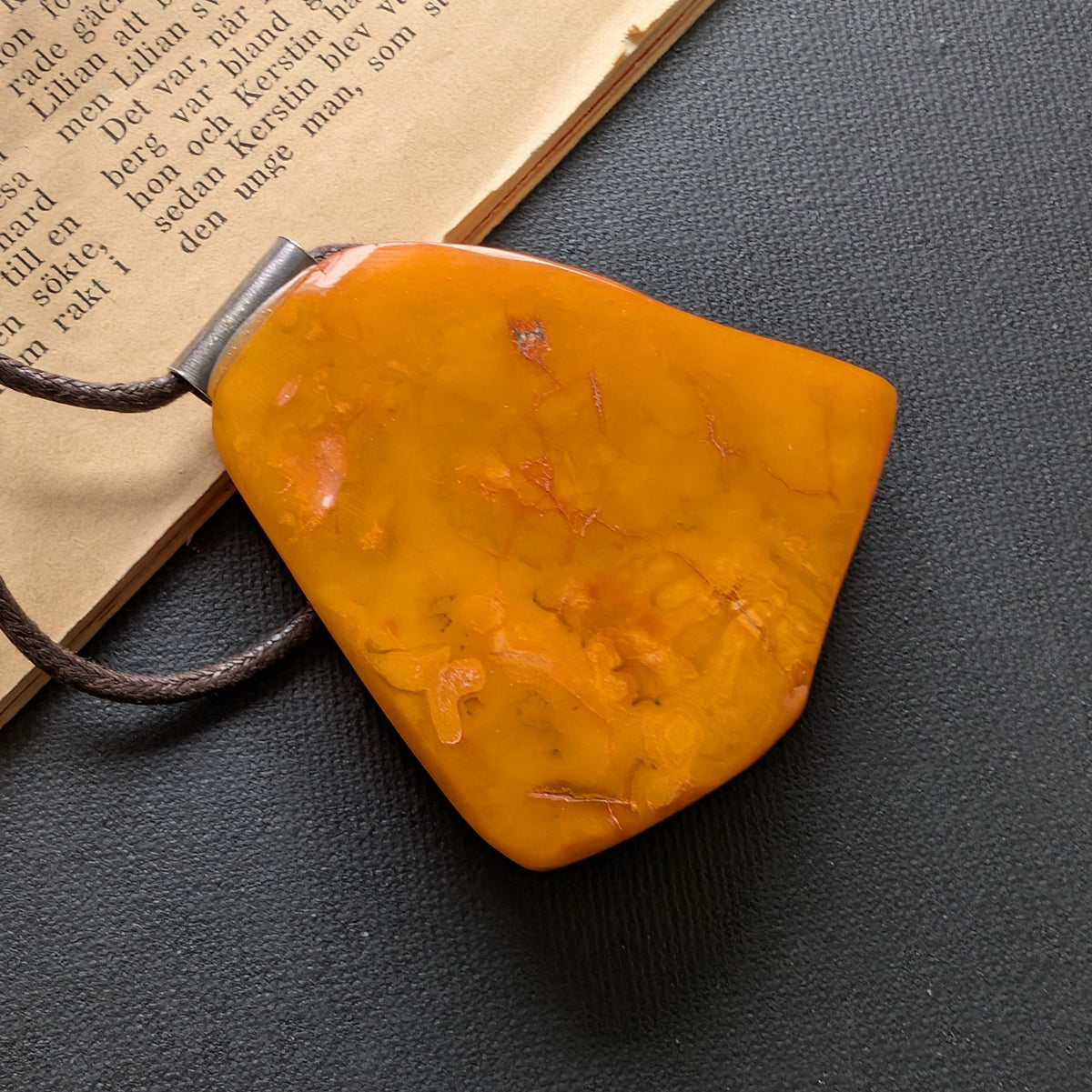 Vintage Natural Danish Amber Pendant Baltic Amber Butterscotch Egg Yolk Huge 30g #2570