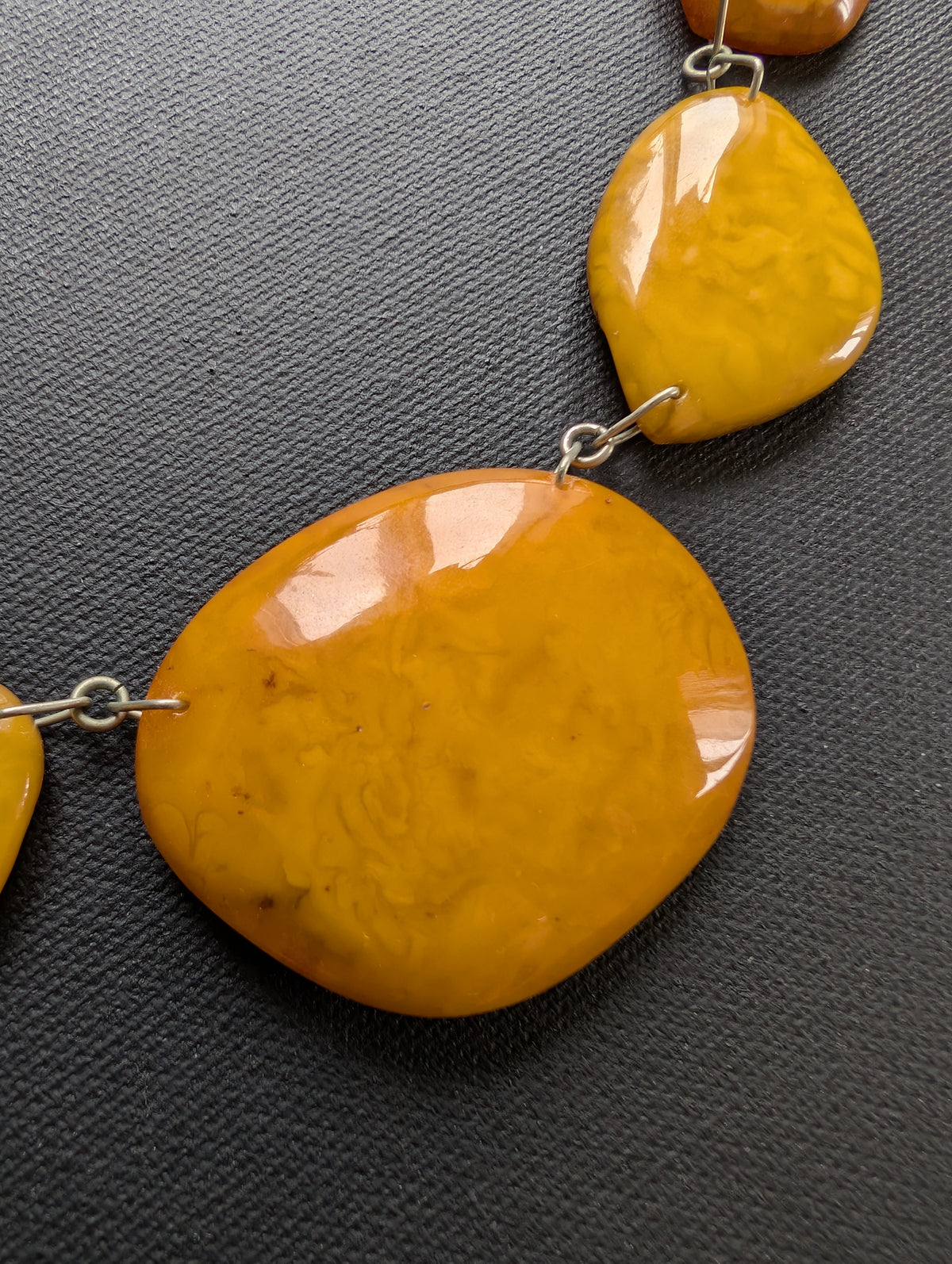 Vintage Natural Amber Necklace Baltic Amber Egg Yolk Butterscotch Huge 55g #2569