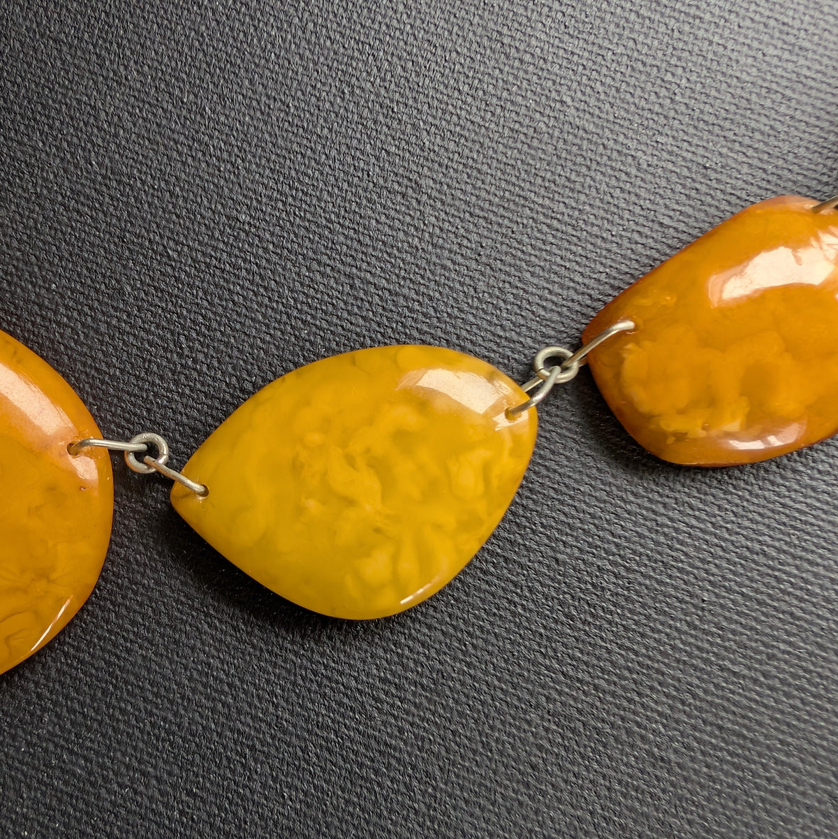 Vintage Natural Amber Necklace Baltic Amber Egg Yolk Butterscotch Huge 55g #2569