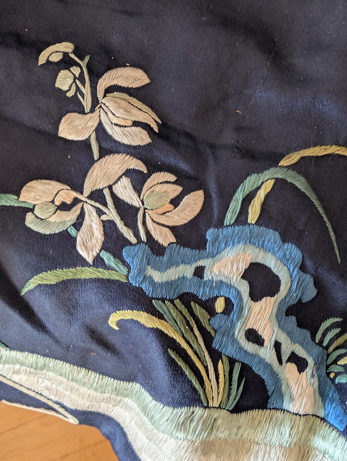Chinese Antique silk embroidery with peaches and cranes, Qing Dynasty #2836
