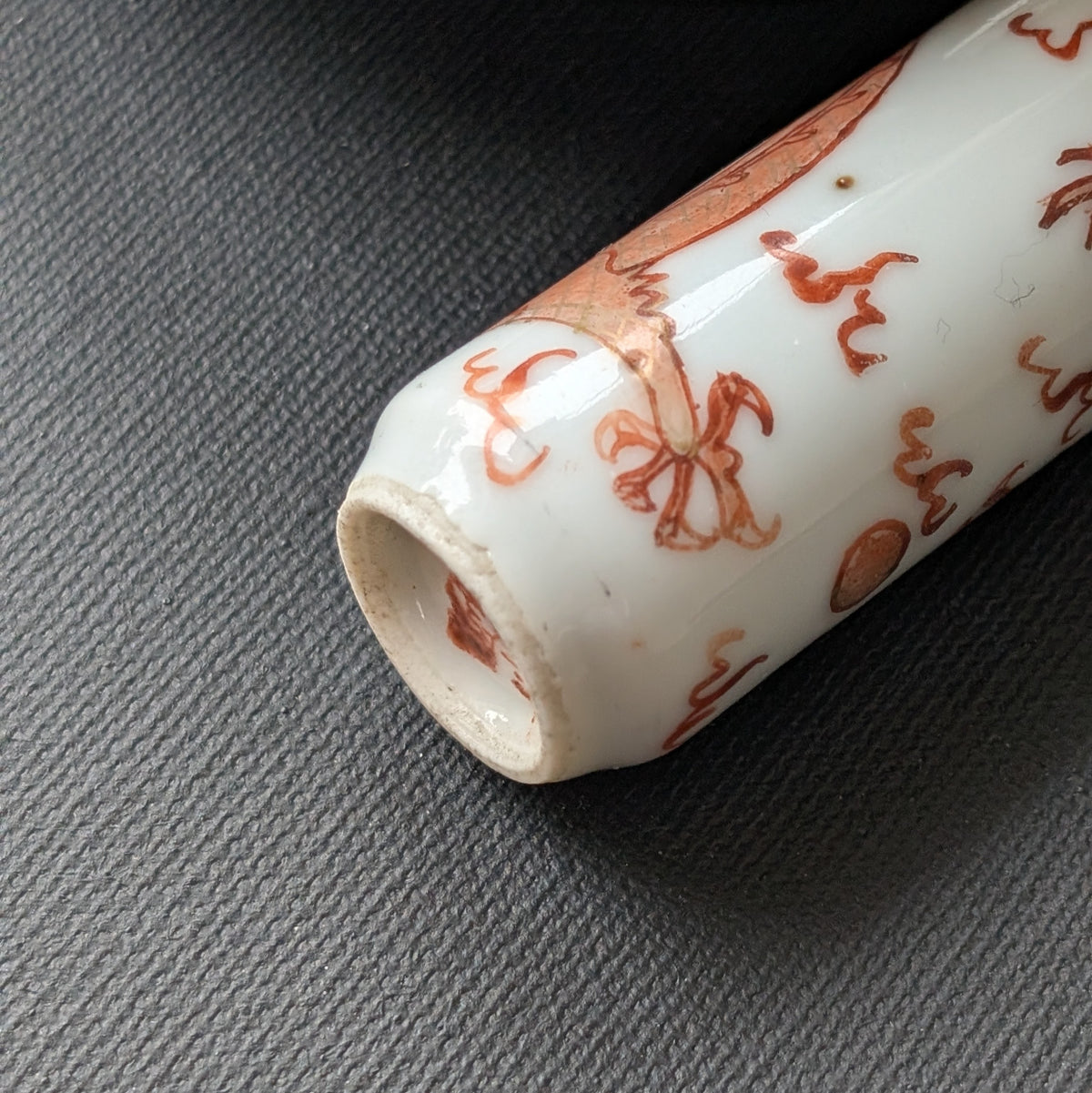 Chinese antique snuffbottle decorated with Dragon, Late Qing #2855