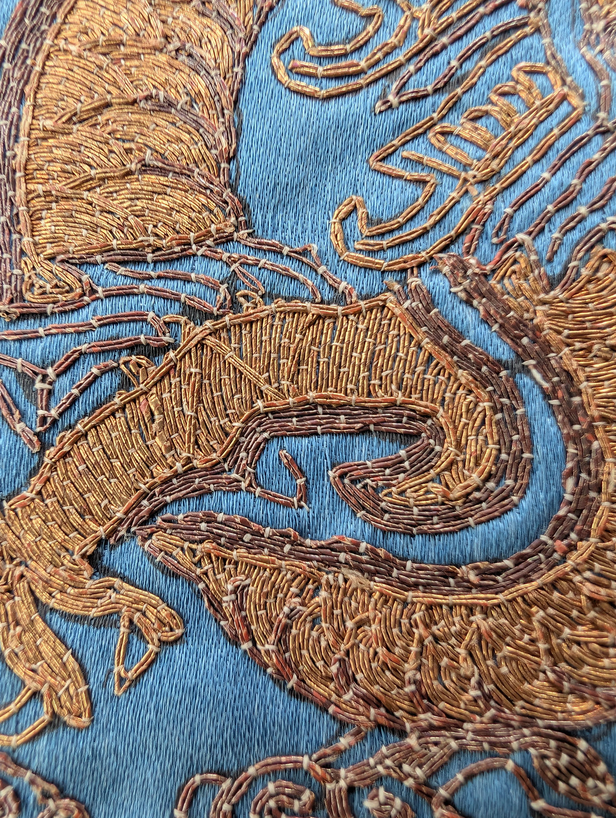 Chinese antique gold thread embroidery of double phoenix and dragons 19c #2969