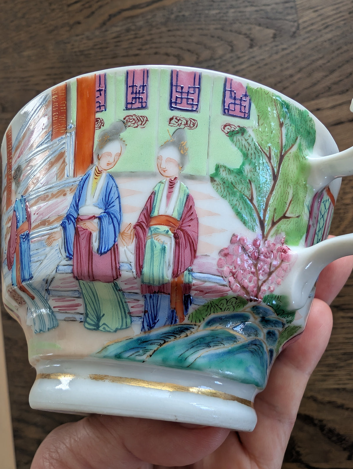 Chinese antique rose mandarin teacup and saucer, Late Qing #2970 and #2971