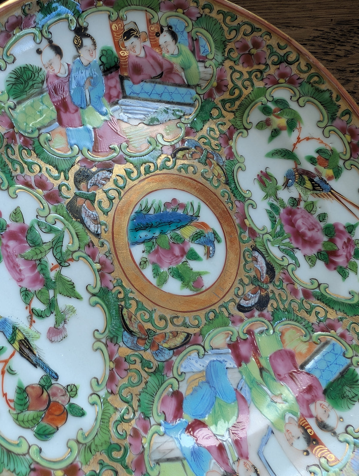 Chinese antique rose mandarin teacup and saucer, Late Qing #2970 and #2971