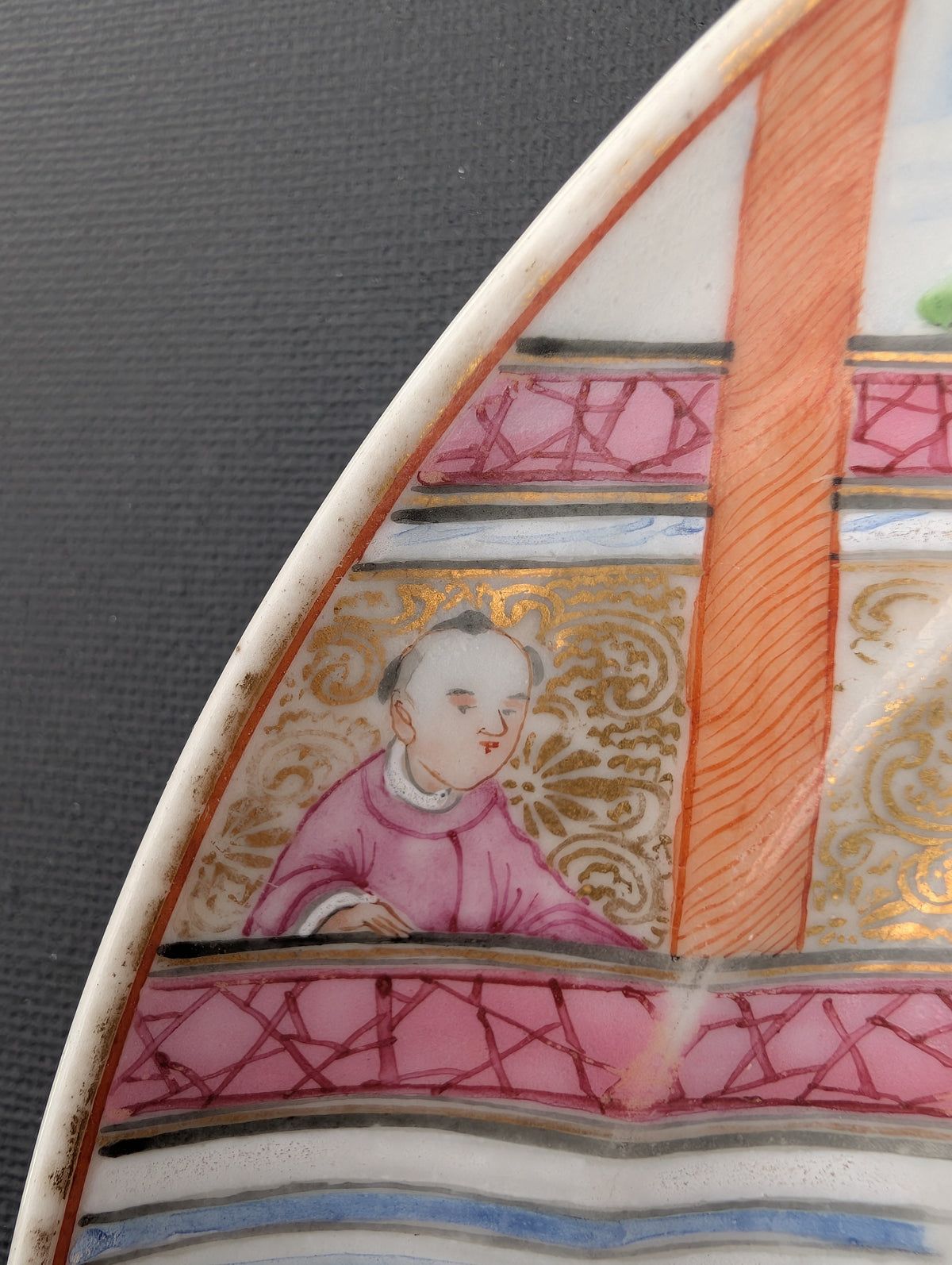 Chinese antique rose mandarin plate, 张骞乘槎赴天河, Jiaqing period #3038