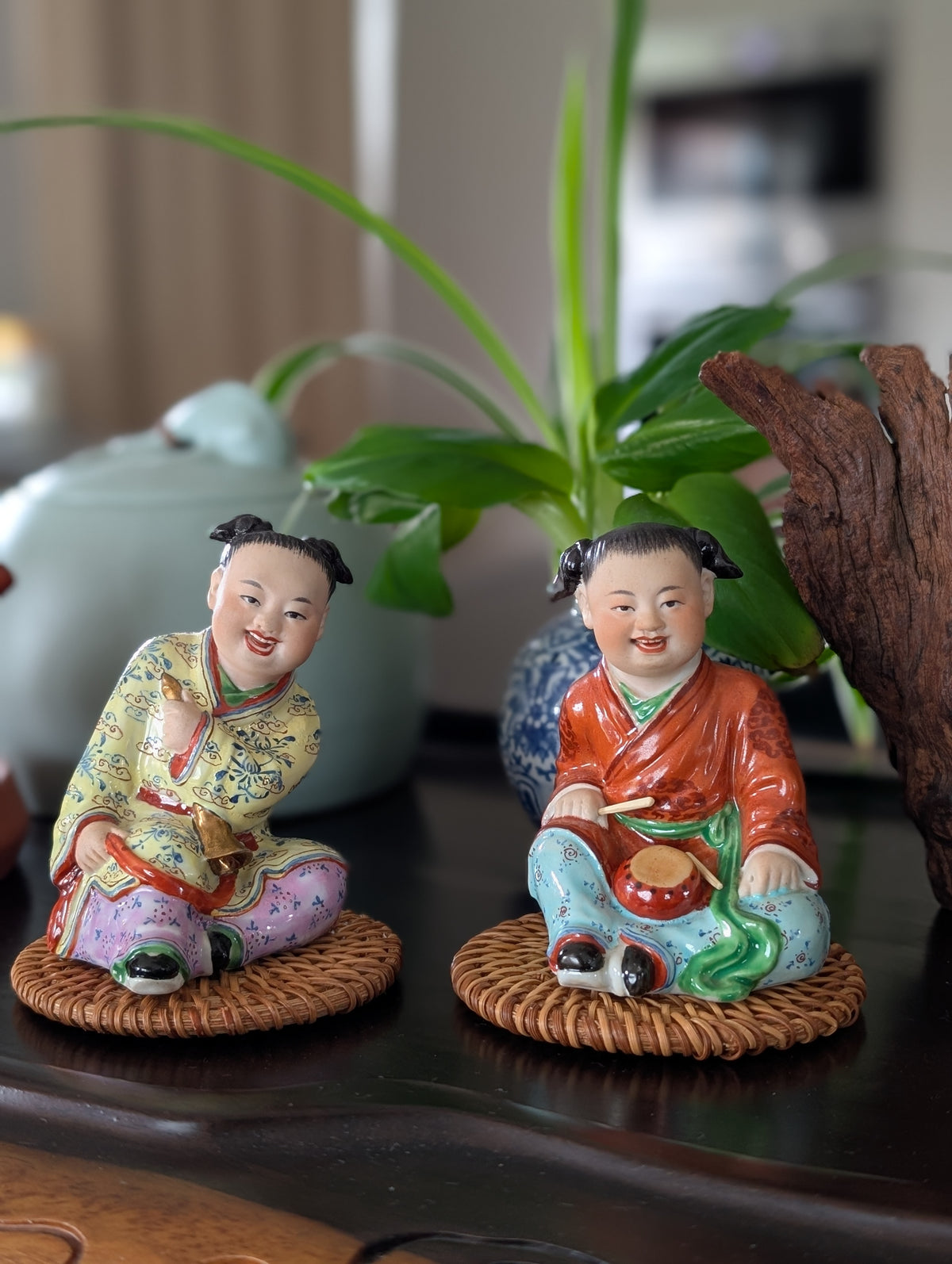 一对20世纪中国复古瓷塑像，编号 #1457，#2973