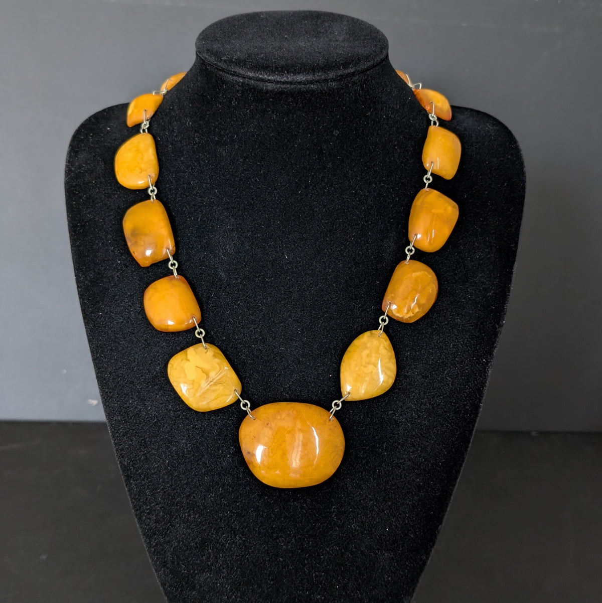 Vintage Natural Amber Necklace Baltic Amber Egg Yolk Butterscotch Huge 55g #2569