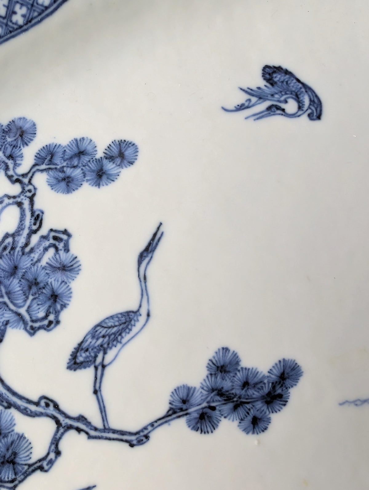 Chinese antique platter in underglazed blue and white, 18th c #2695
